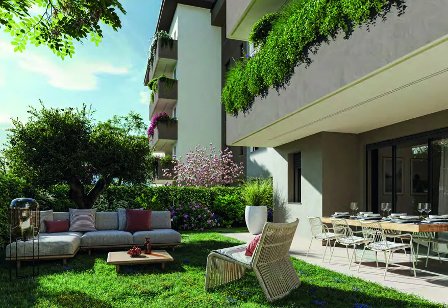 Giardino privato e portico al piano terra
